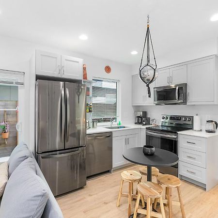 The Sweetest Suite - 91 Walkscore! Seattle Luaran gambar